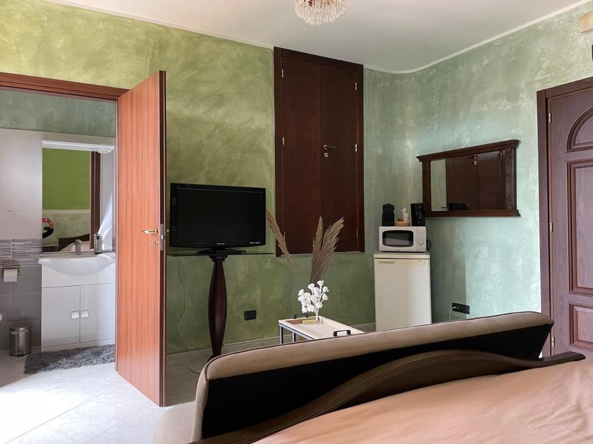 Residence Don Turi Villafranca Tirrena Ngoại thất bức ảnh