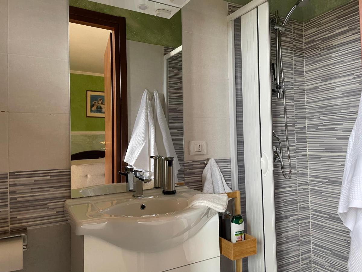 Residence Don Turi Villafranca Tirrena Ngoại thất bức ảnh
