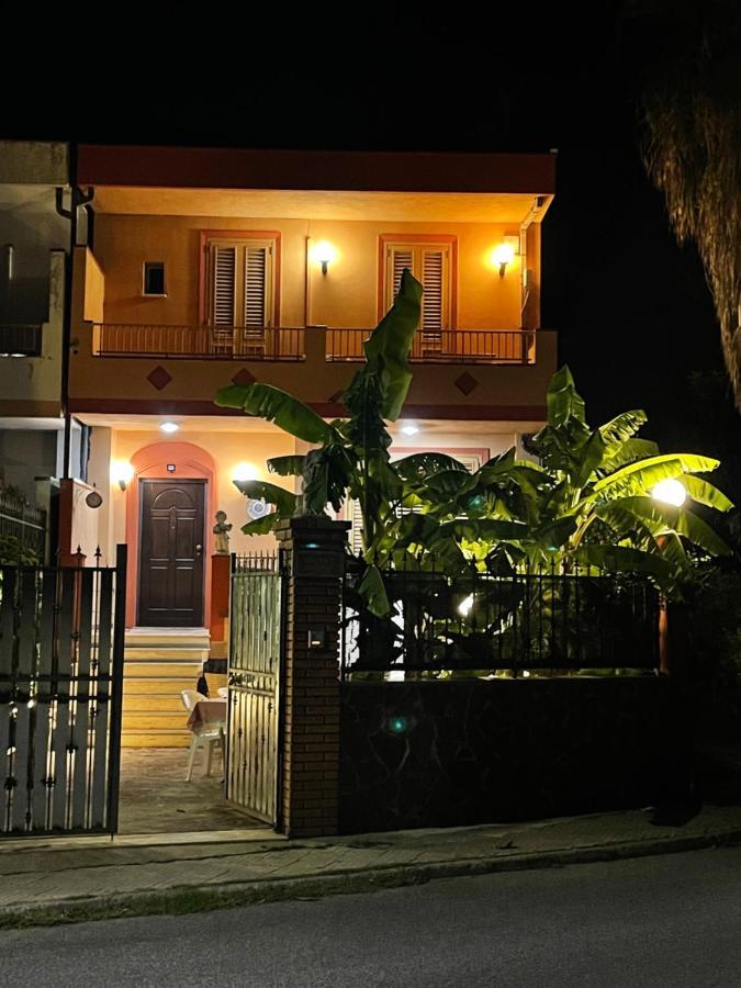 Residence Don Turi Villafranca Tirrena Ngoại thất bức ảnh